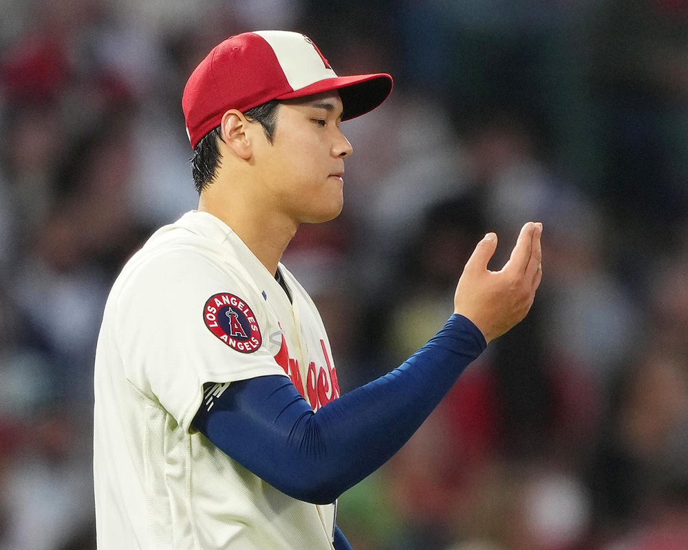 大谷翔平　７回３失点７Ｋも今季初黒星　元相棒に逆転２ラン被弾　バットは３打数無安打／詳細